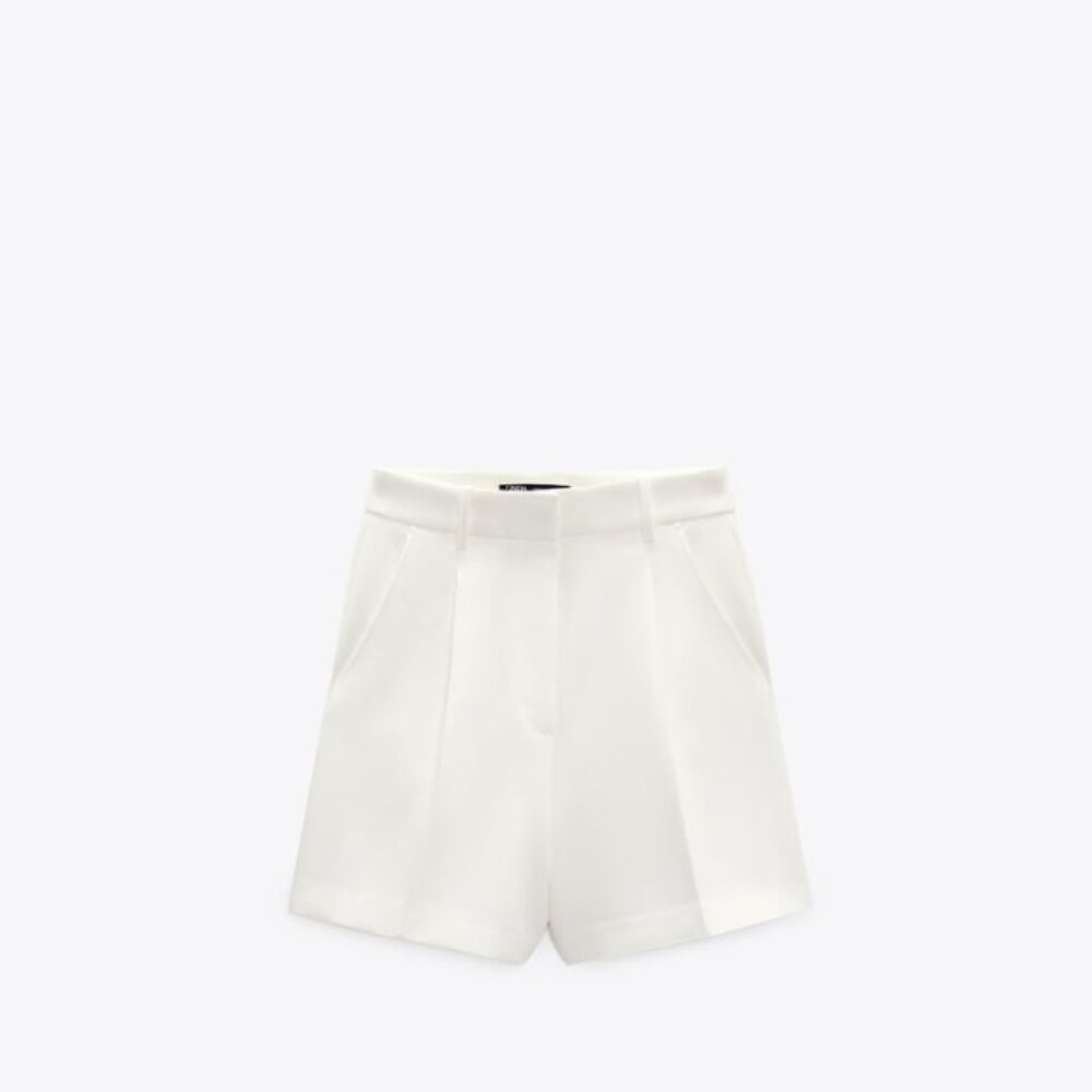Zara Pleated High Waist Shorts, Oyster White, Size M.